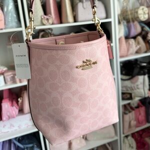 Coach City Bucket Bag Powder Pink in Signature Canvas